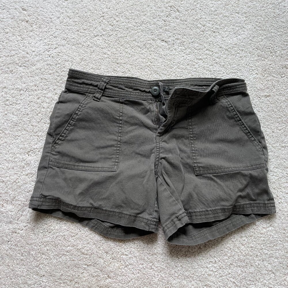Prana Army Green Cargo Style Shorts Size 4
